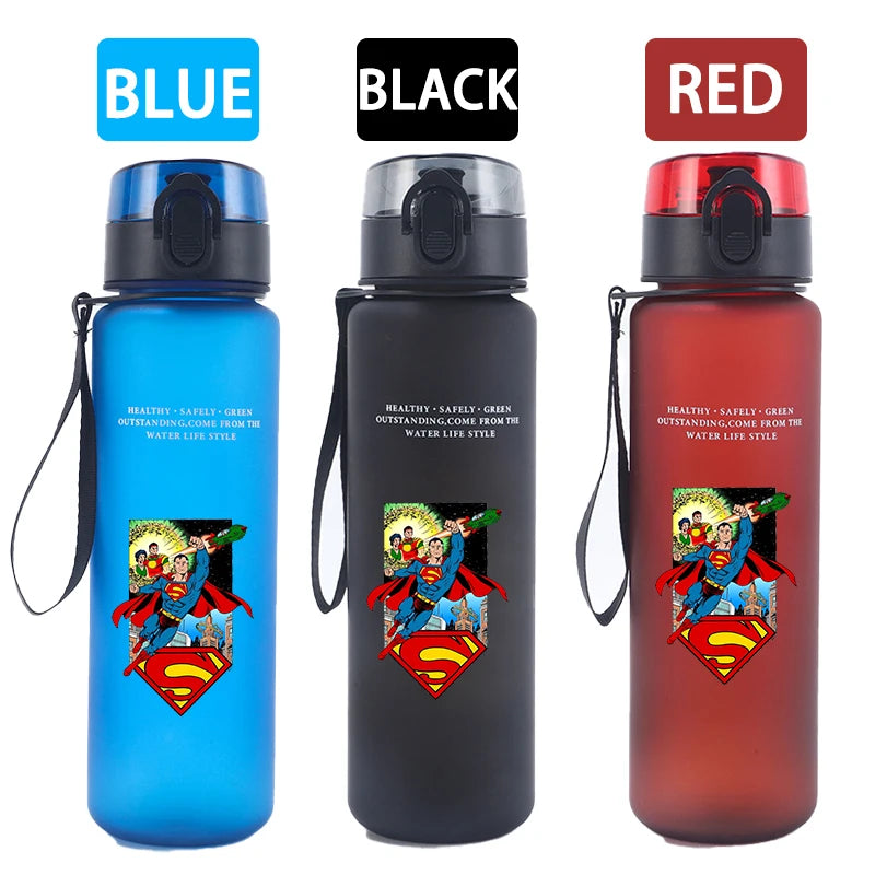 Bouteille d'eau sport Superman 650 ml pour femmes et hommes, gourde motivante anti-fuite, portable et réutilisable, pour activités de plein air, voyage, gym, cadeau, 1 pièce