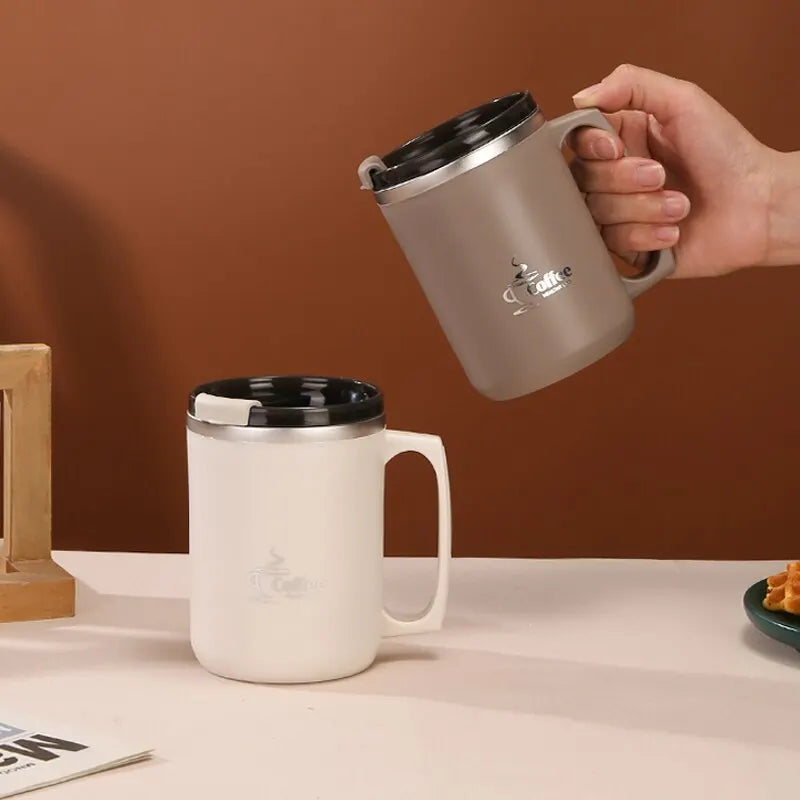 Mug Isotherme avec Poignée Intégrée (Format Voyage)