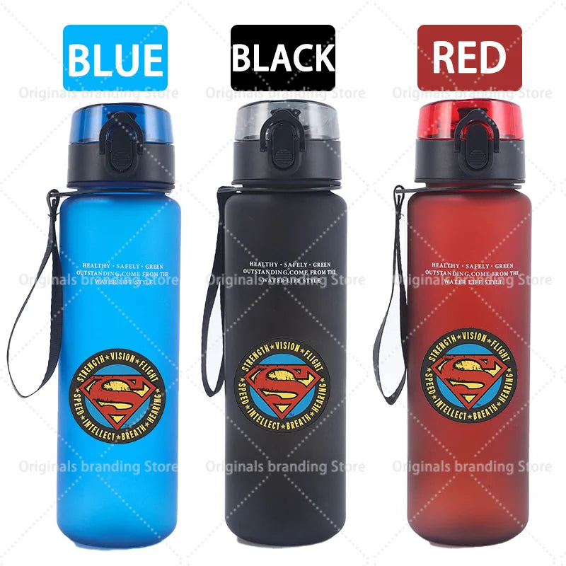 Bouteille d'eau sport Superman 650 ml pour femmes et hommes, gourde motivante anti-fuite, portable et réutilisable, pour activités de plein air, voyage, gym, cadeau, 1 pièce
