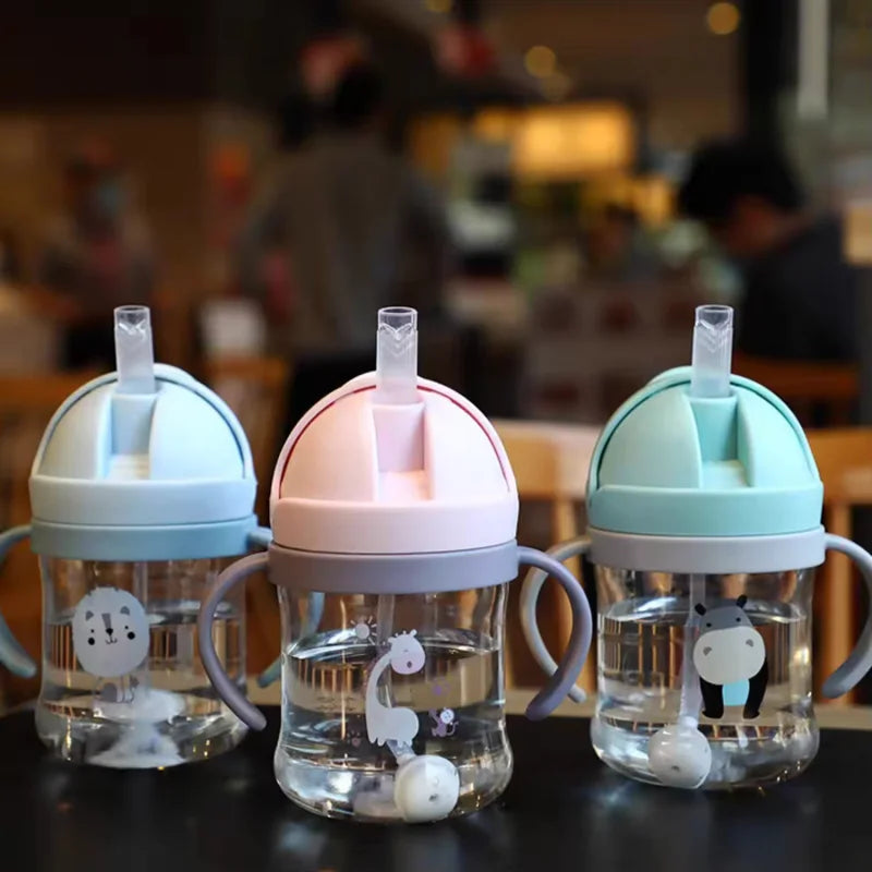 Tasse d'Apprentissage Bébé Anti-Fuite avec Paille à Bille Gravitaire 360° – 250ml