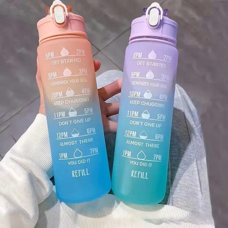 Gourde de Sport Légère à Ouverture Rapide (750ml / 900ml)